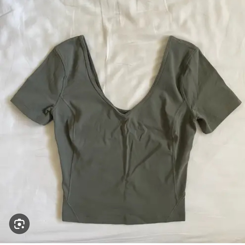 lululemon athletica Align Tee Grey Sage. Size 8. EUC.